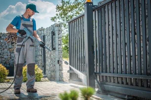 Best Roof Washing  in Willard, OH